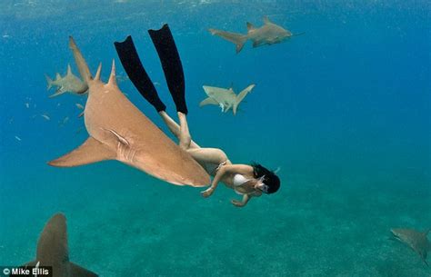 Lelu Love-Snorkel Diving Mask Topless. . Nude snorkeling